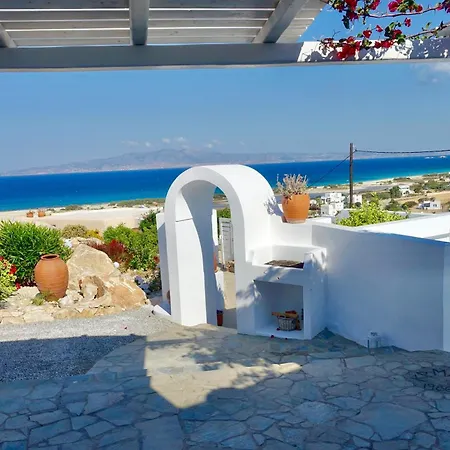 Villa Kamari *