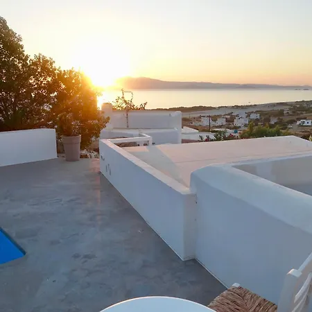 Villa Kamari *
